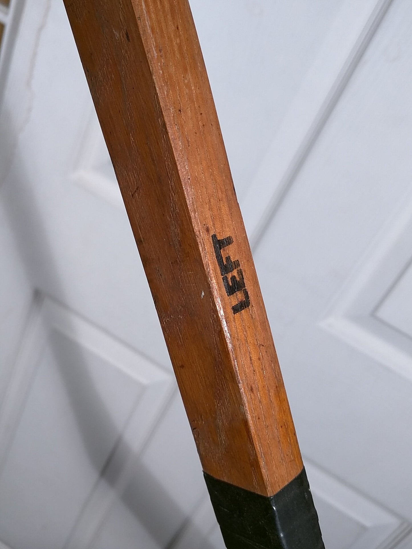 Lund Collegiate Hockey Stick Wood Wooden Vintage 62 In Christmas Display