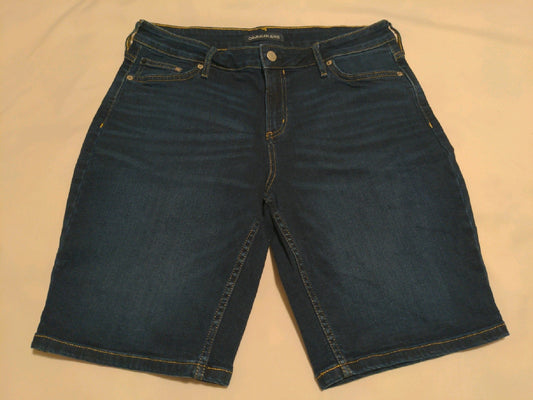 12 Calvin Klein Womens Shorts Navy blue   Used