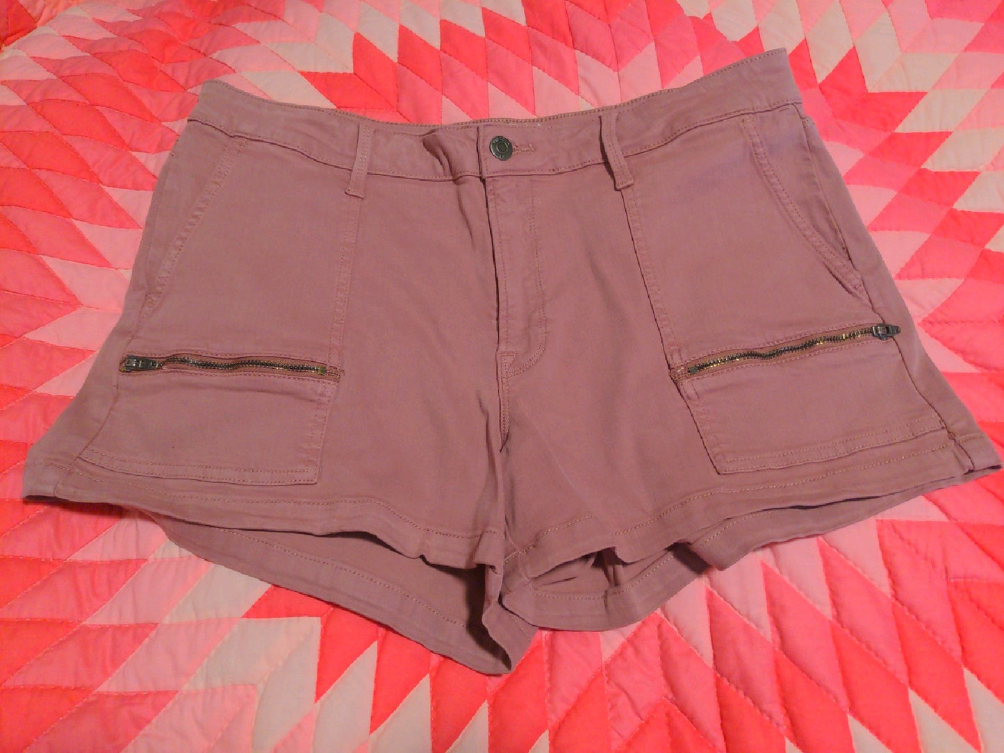 31 Pistola Womens Shorts Pink stretch solid Regular  Used