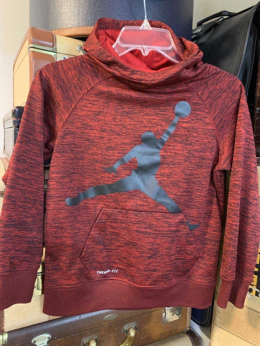 Youth Jumpman Hoodie Pullover Lined Therma-Fit Nike Red Black